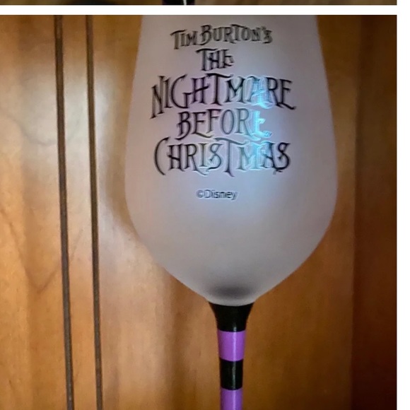 Jack & Sally wine glasses - Picture 3 of 8